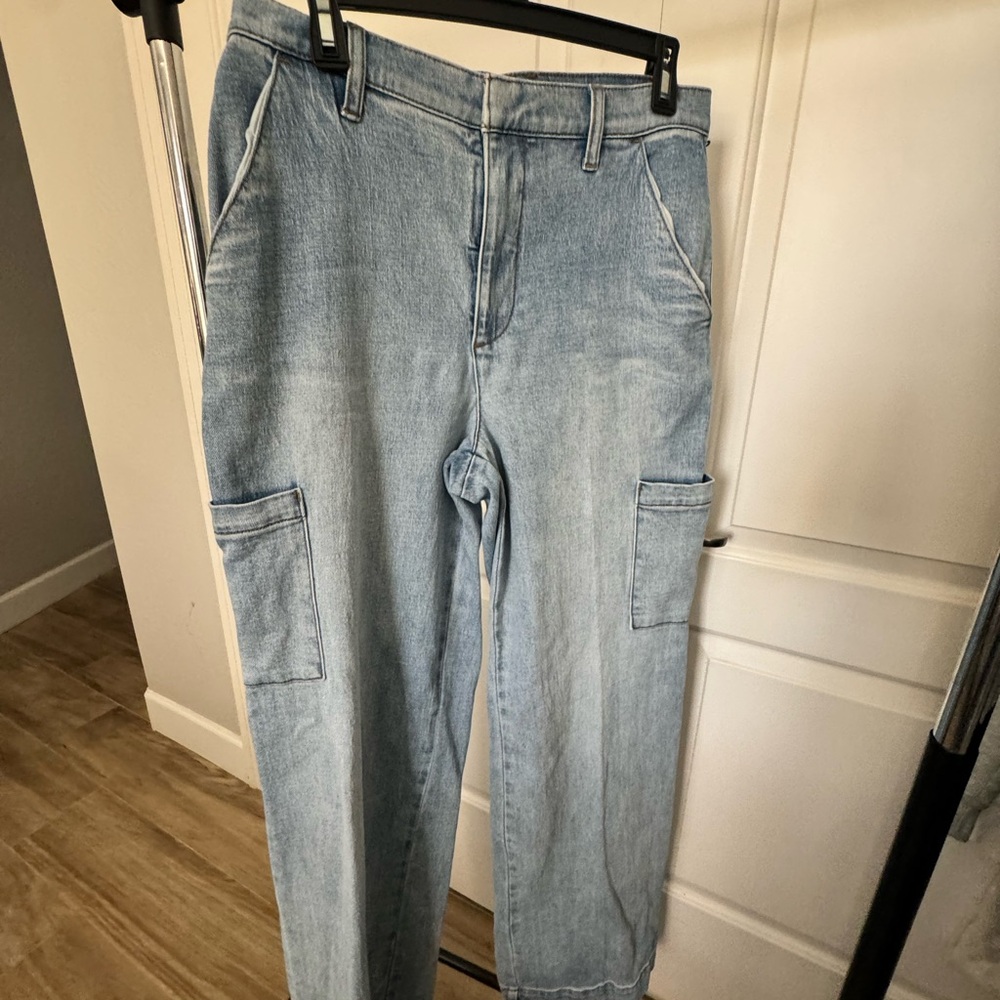 Men's Light Blue Jeans